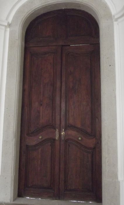 Eger, drzwi do biblioteki